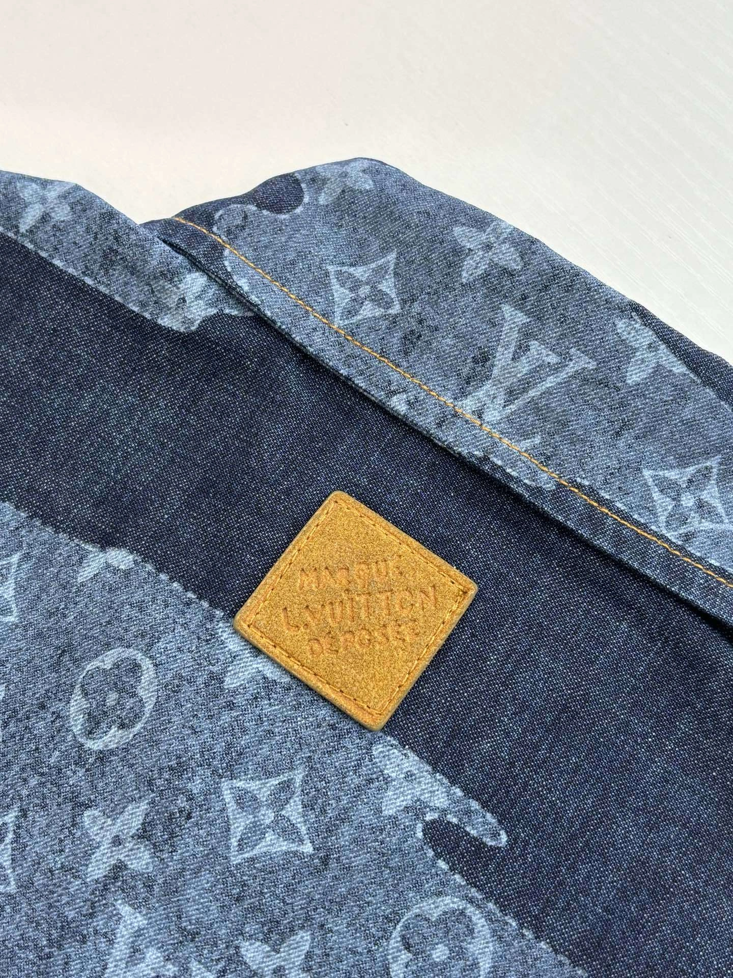 wg.luxury-- 8V Nigo oversize item:E-F363I0603